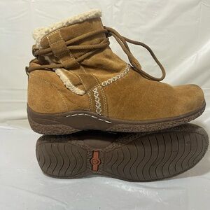 Earth Spirit Paula Snow Boots SUEDE